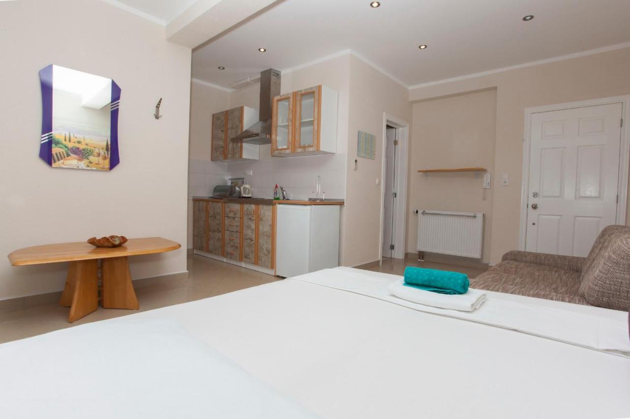 Apartments Damjanovic Макарска Екстериор снимка